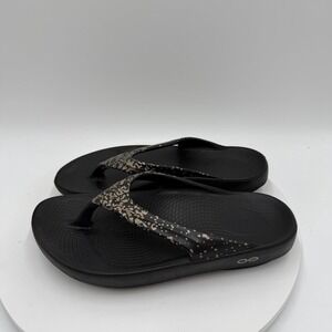 OOFOS Sandals Women's Size 7 OOlala Leopard Print Slip On Thong Flip Flops Black